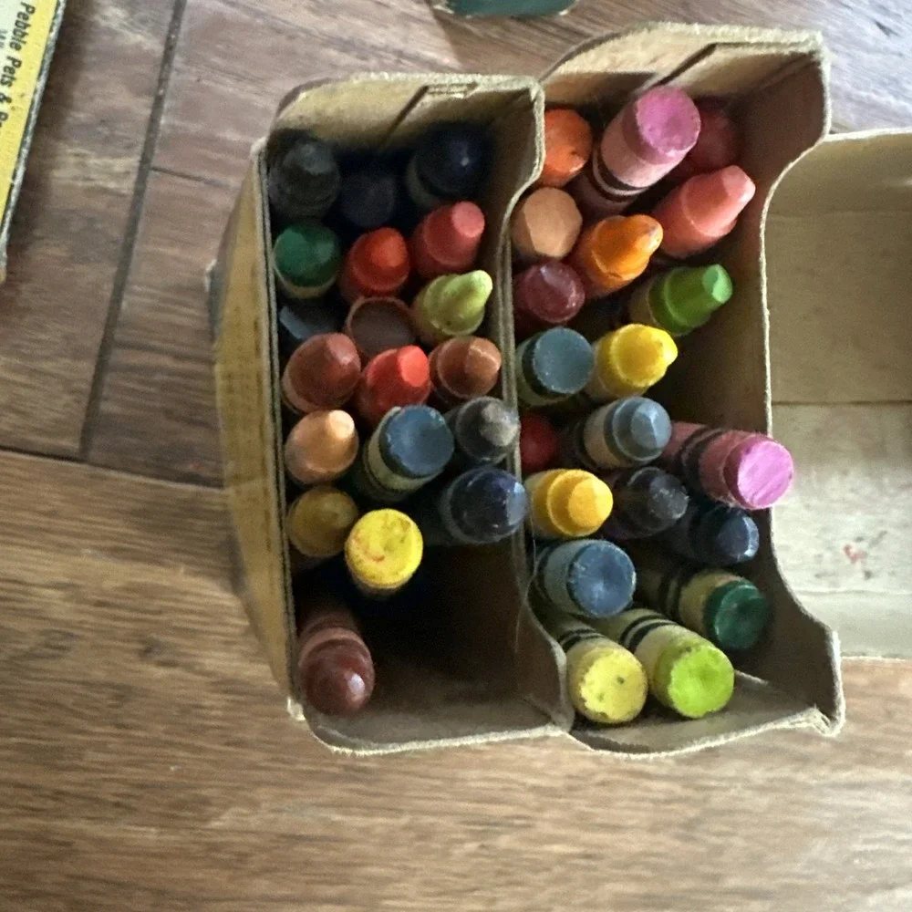 Vintage Crayola Crayons Lot 8,‎ 8, 24, 48 Binney & Smith